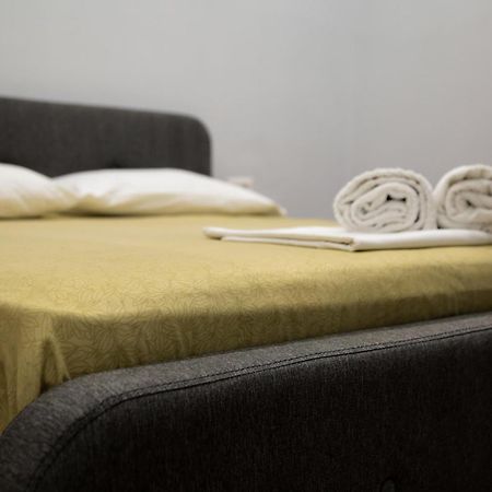 Be Solei Studio Apartments Sol 2 티라나 외부 사진